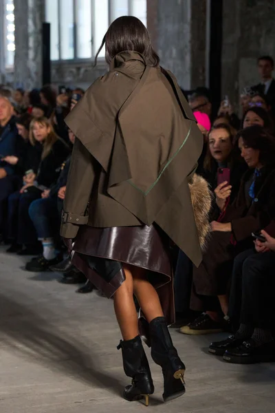 Look 31
